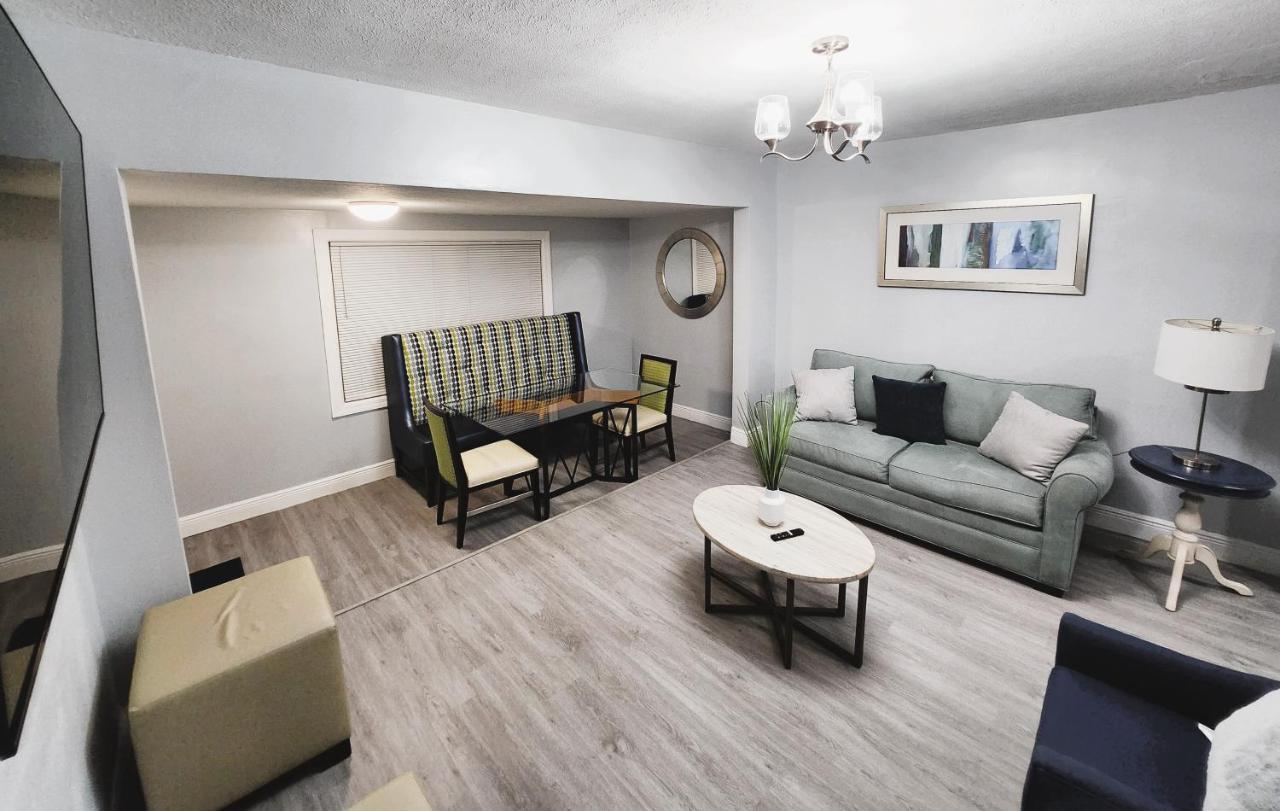 Cozy 3 Bedroom House Near Airport/Raymond Stadium/Downtown. แทมปา ภายนอก รูปภาพ