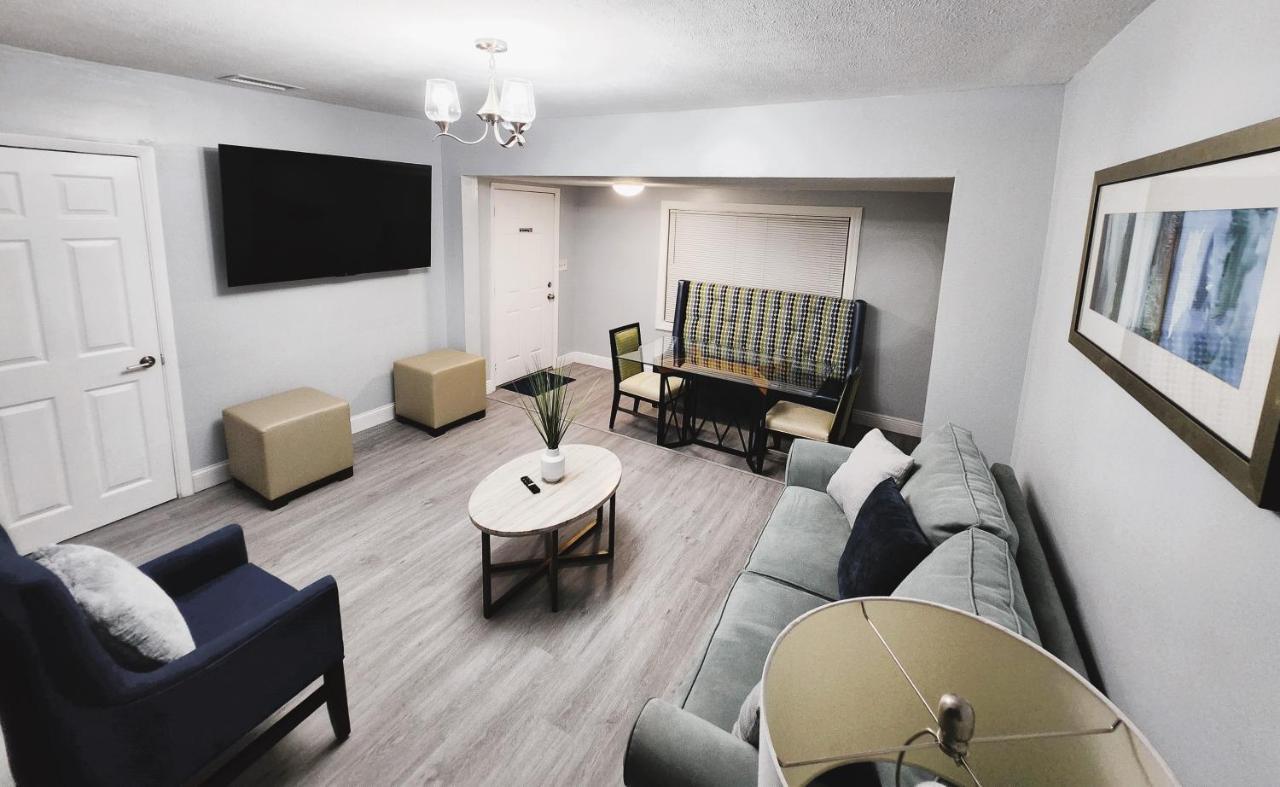 Cozy 3 Bedroom House Near Airport/Raymond Stadium/Downtown. แทมปา ภายนอก รูปภาพ