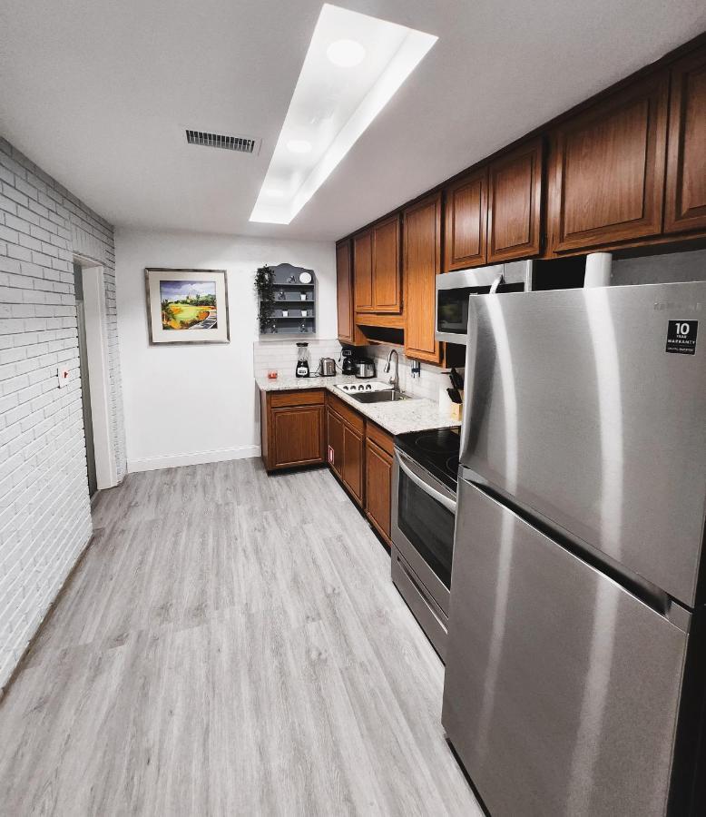 Cozy 3 Bedroom House Near Airport/Raymond Stadium/Downtown. แทมปา ภายนอก รูปภาพ
